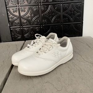 SAS Free Time Walking Shoes